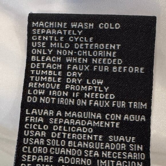 DETAILS INTL Women's White Zipper Hooded Coat with Size PS - Picture 14 of 15